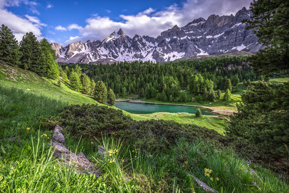 Éclaircies du soir au lac Miroir