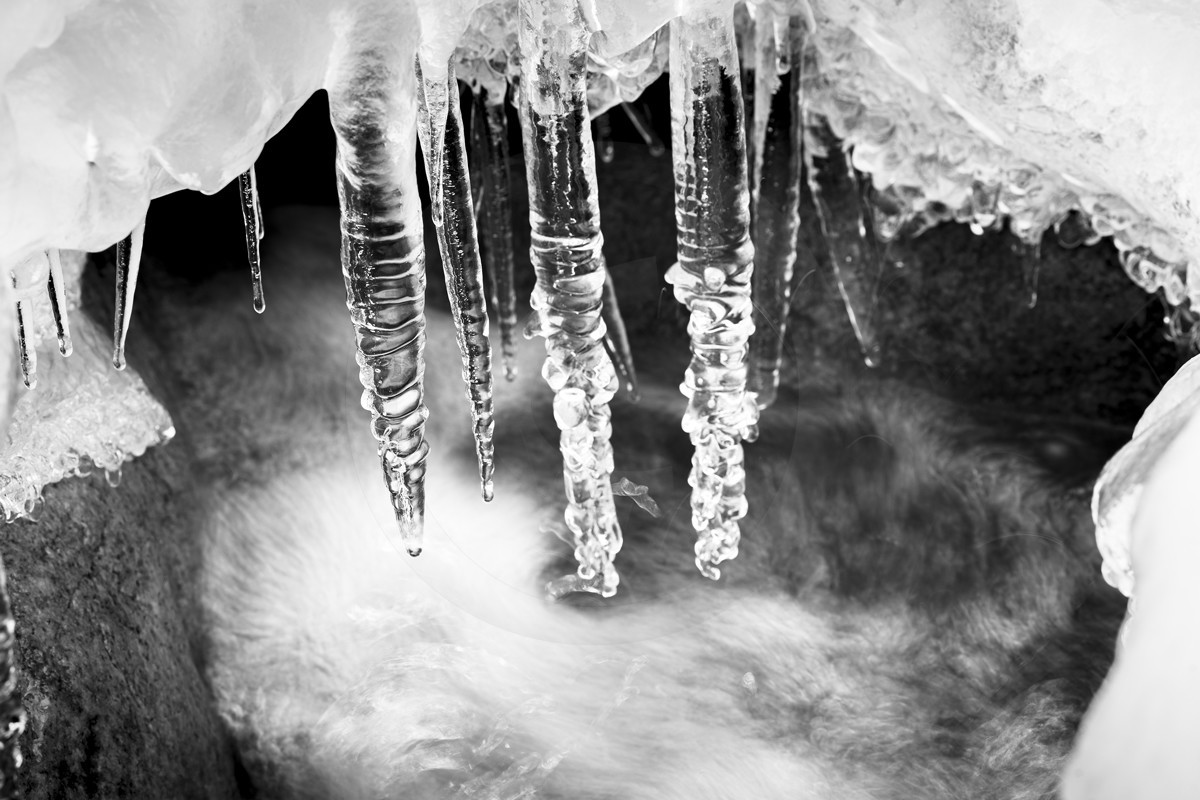 Stalactites ©Pierre Barrot