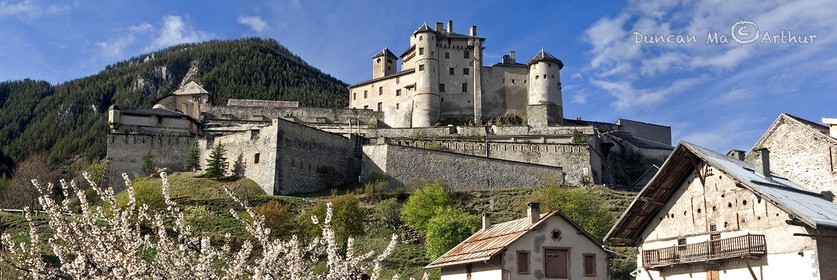 Spring at Chateau Queyras