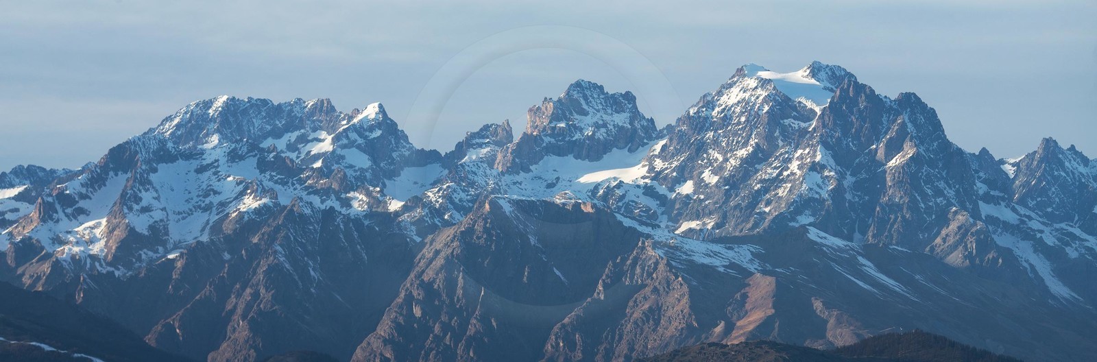 Panoramique des Ecrins