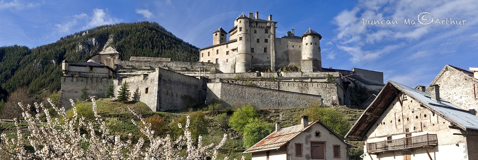 Le printemps à Chateau Queyras