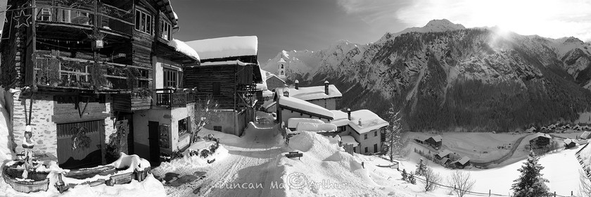 St Véran depuis la fontaine de Chazelet