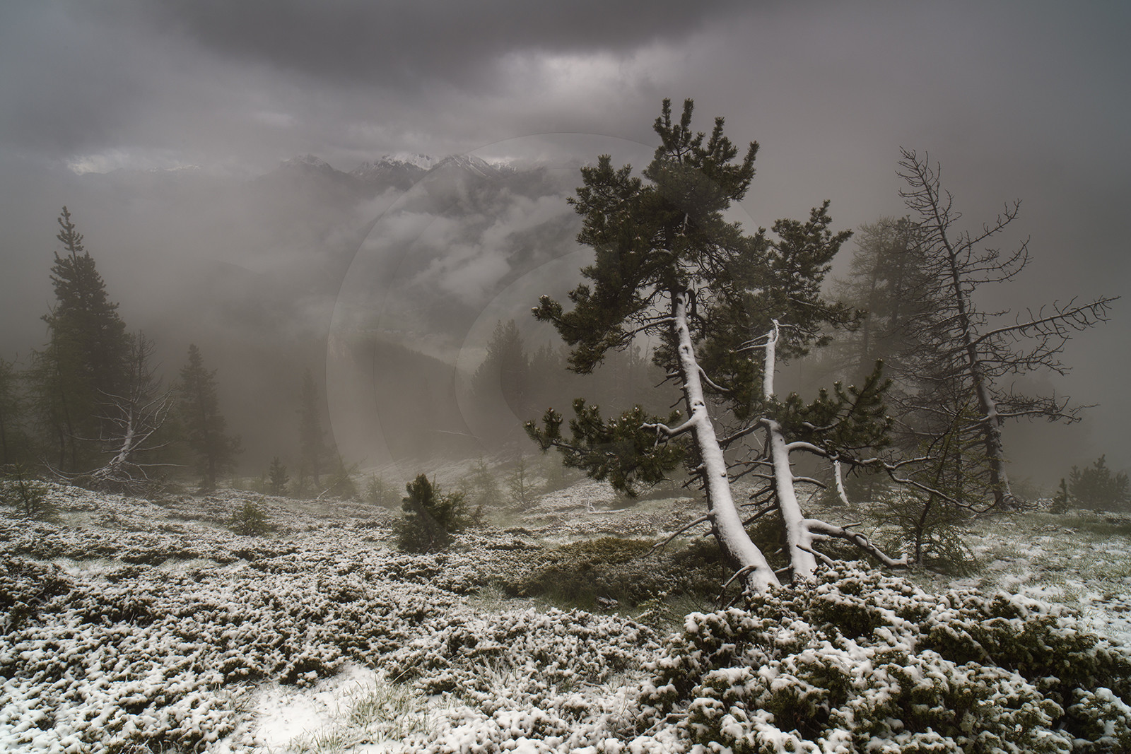 Un matin sombre au dessus d'Arvieux