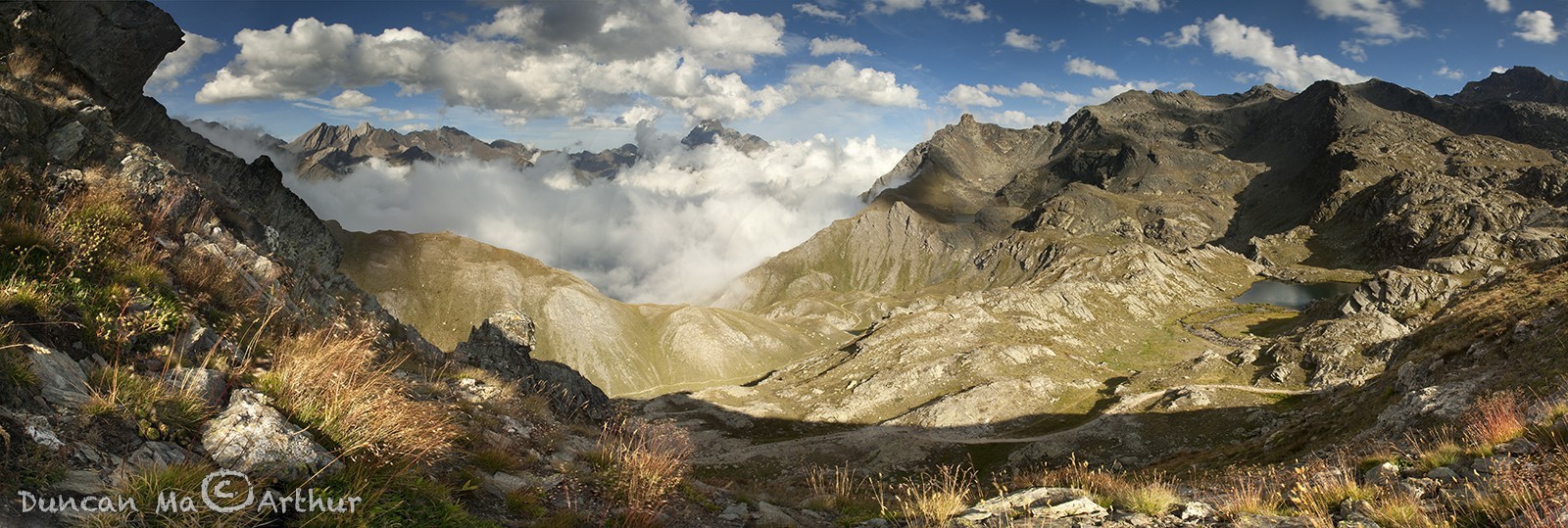 Au col de Longet, c'est du côté Haute-Ubaye de la Tête des Toillies