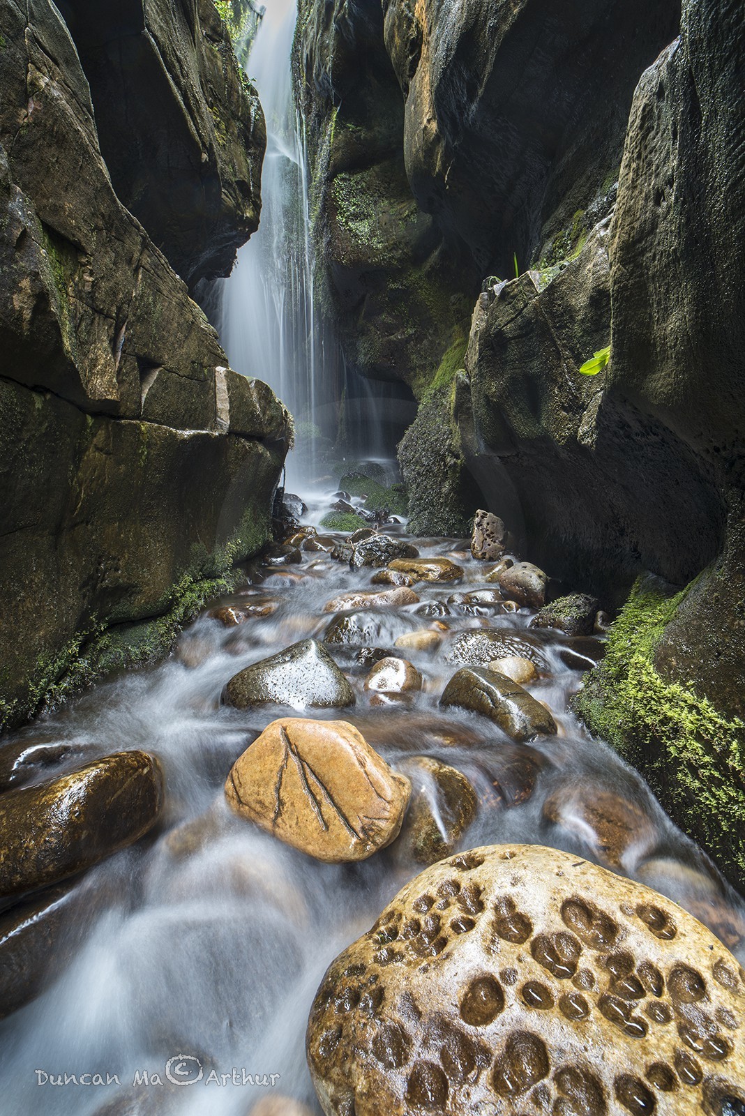 La cascade secrète, île d'Eigg