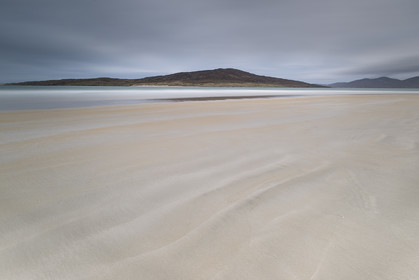 Vaguement, île de Harris